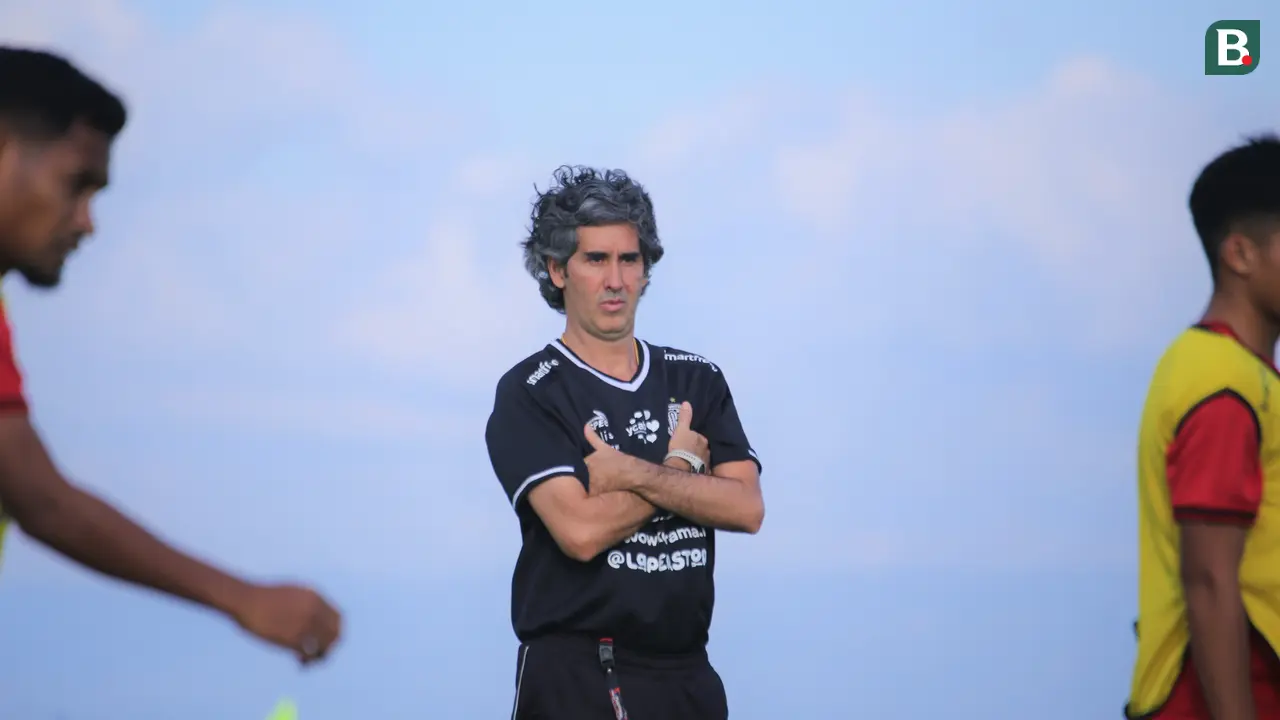 Pelatih Bali United Stefano Cugurra