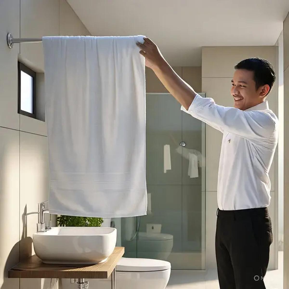9 Tips Handuk Tetap Kering Meski Disimpan di Kamar Mandi, Anti Apek