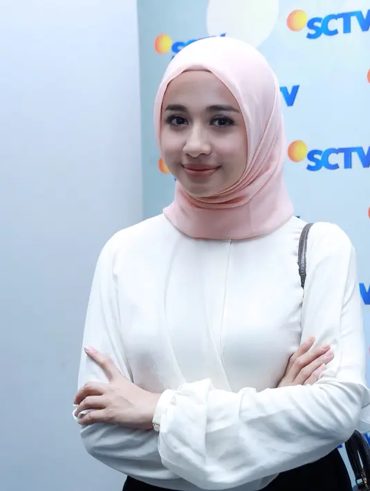 Setelah tiga tahun vakum dari layar kaca, Laudya Chintya Bella kembali berperan dalam sinetron 'D'Hijabers'. Selama vakum, ia fokus main dalam layar lebar. (Galih W. Satria/Bintang.com)