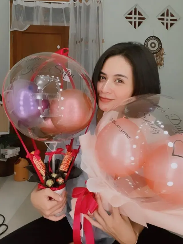 6 Pesona Briptu Sefin, Polwan Cantik yang Parasnya Disebut Mirip Artis