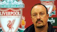 Manajer Liverpool, Rafael Benitez dalam konferensi pers rekrutmen bek internasional Yunani, Sotirios Kyrgiakos yang bergabung dari AEK Athens di pusat latihan Liverpool pada 22 Agustus 2009. AFP PHOTO/PAUL ELLIS