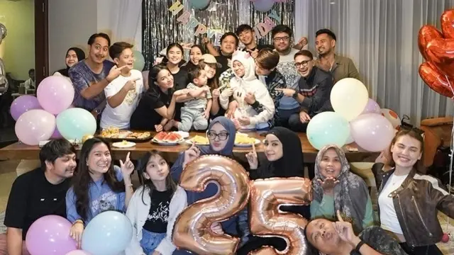 7 Momen Ulang Tahun Lesti Kejora ke-25, Dapat Kejutan Tengah Malam