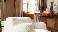Beberapa sofa unik ini bisa menjadi pilihan untuk teman tidur siang Anda. 