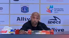 Arsenal Legends Perkasa di SUGBK, Thierry Henry Ungkap Panasnya Rivalitas