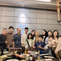 Bukber keluarga Ayu Ting Ting dan Muhammad Fardhana. Foto: Instagram/aytingfardhana.fc.