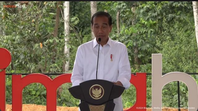 Presiden Joko Widodo (Jokowi) meresmikan pembangunan hotel oleh D'Prima Hotel berkelas bintang 3 di Ibu Kota Nusantara (IKN). (Foto: Liputan6.com/Arief R)