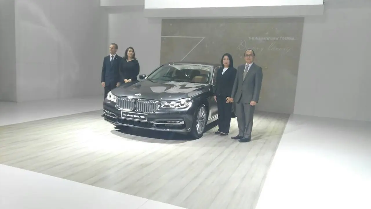 Fitur parkir otomatis BMW