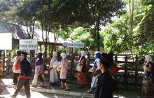 Menelusuri jejak Wali Songo di Makam Sunan Drajat