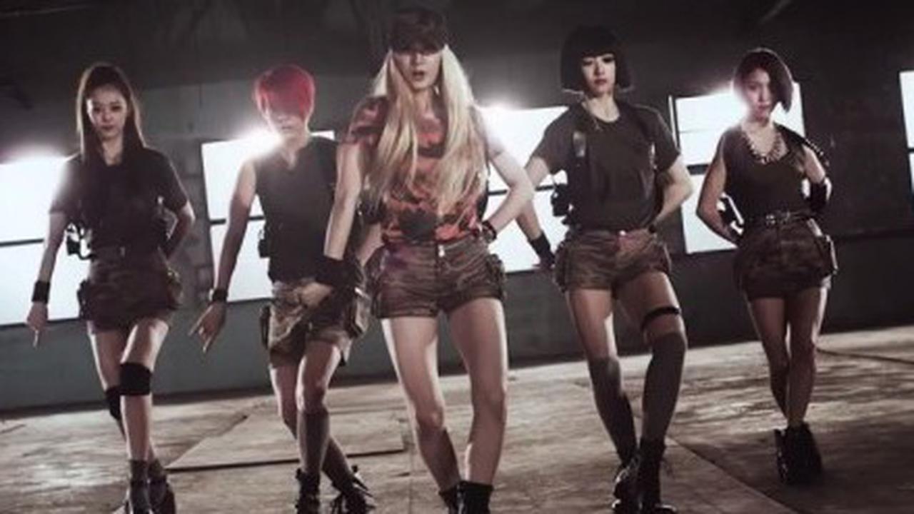 f(x) Ajak Bertualang di Album Terbaru