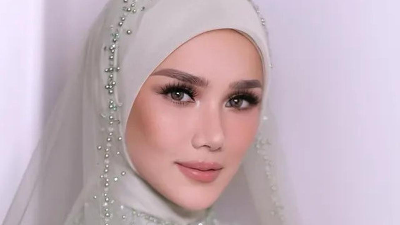 Mewah dan Anggun, Ini Detail Kebaya Mulan Jameela di Momen Akad Nikah Al Ghazali dan Alyssa
