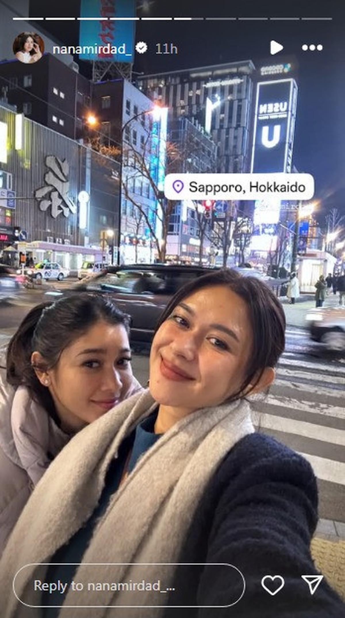 4 Potret Nana Mirdad dan Naysilla Jalani Girls Trip ke Jepang, Disebut Sister Goals