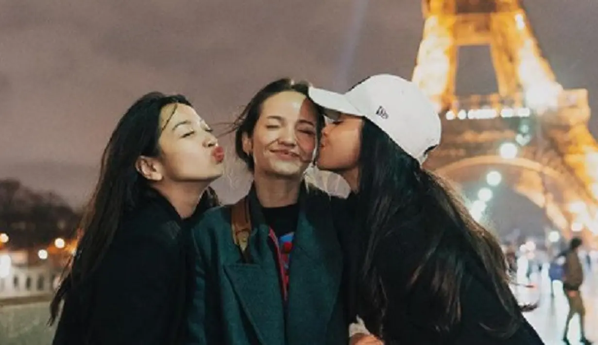 <p>Enzy Storia - Hesti Purwadinata (Foto: Instagram/@hestipurwadinata)</p>