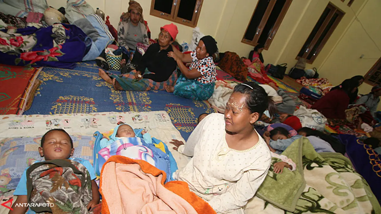 pengungsi-sinabung-131118b.jpg