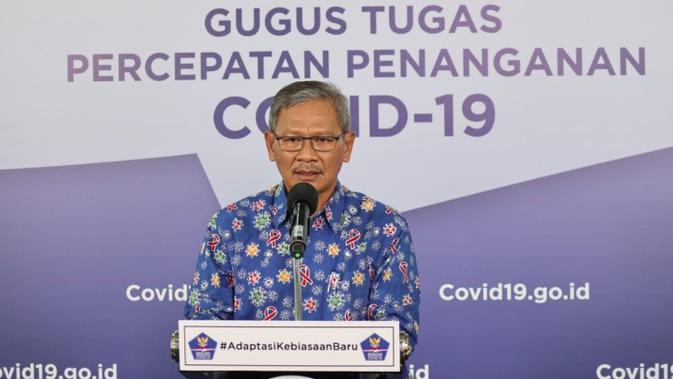 Juru Bicara Pemerintah untuk Penanganan COVID-19 Achmad Yurianto saat konferensi pers Corona di Graha BNPB, Jakarta, Selasa (30/6/2020). (Dok Badan Nasional Penanggulangan Bencana/BNPB)