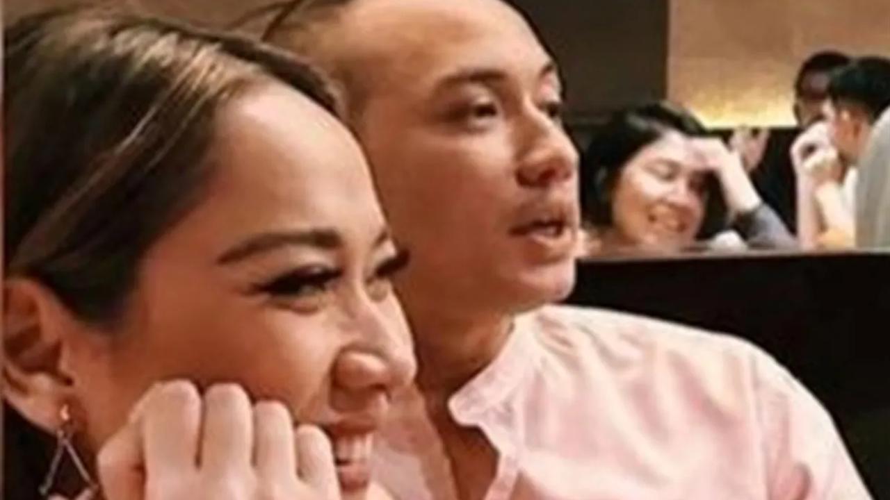 Beliau mengungkapkan bahwa calon suami dari penyanyi terkenal yang biasa dipanggil Unge atau BCL ini berasal dari kelurahan yang sama, yaitu Pejaten Barat.<br>