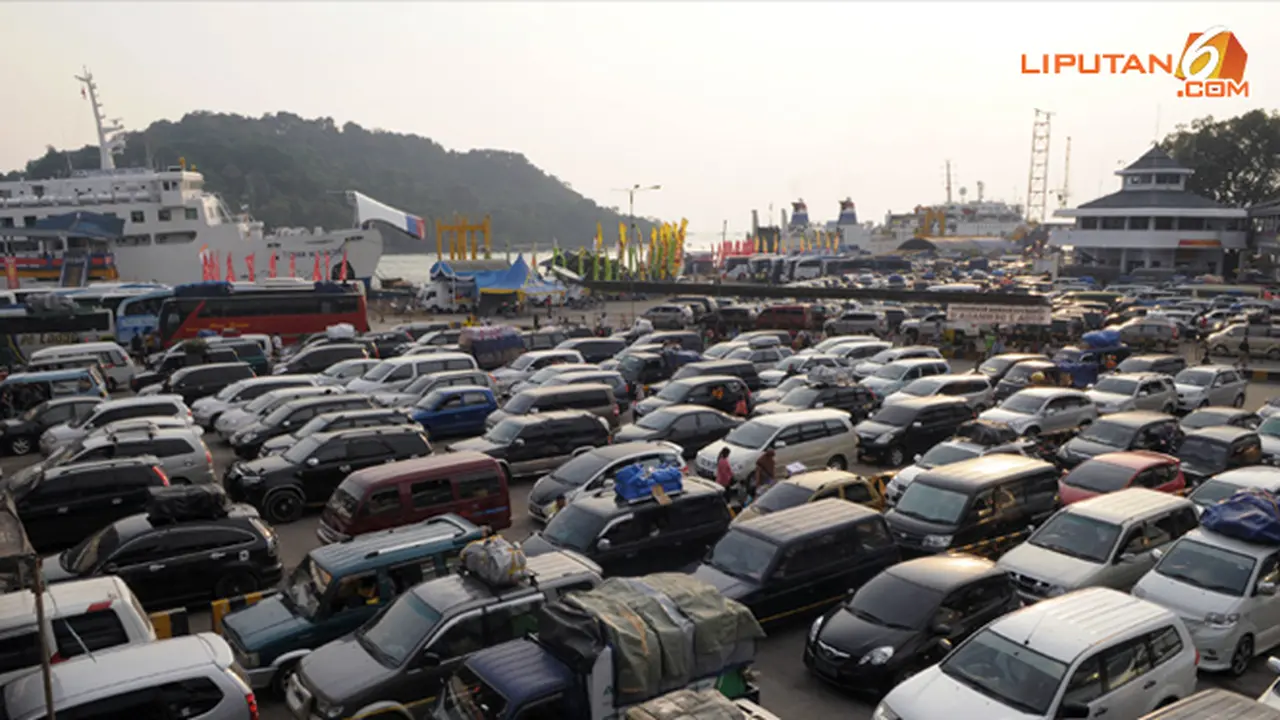 mudik-merak-130805c.jpg