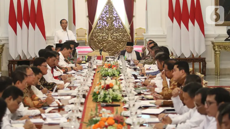 Presiden Jokowi Pimpin Rapat Perdana Kabinet Indonesia Maju