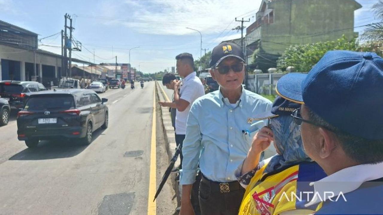 Menteri Pekerjaan Umum Soroti Urgensi Normalisasi Muara Sungai Pantura Barat untuk Cegah Banjir