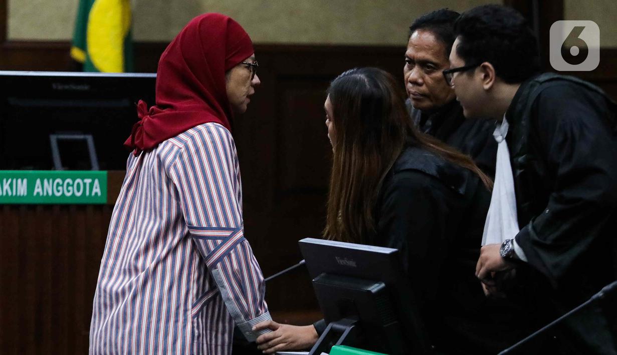 Majelis Hakim Pengadilan Tipikor menilai perbuatan terdakwa Karen Agustiawan tidak mendukung program pemerintah terkait pemberantasan tindak pidana korupsi. (Liputan6.com/Herman Zakharia)