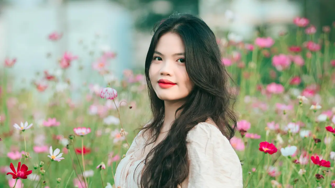 santai kalem tenang tersenyum damai baik hati bunga bahagia