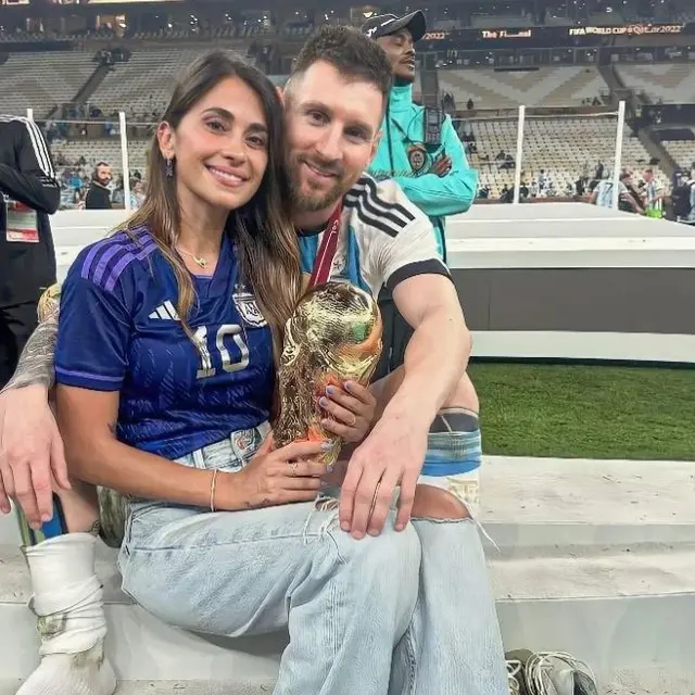 6 Transformasi Kebersamaan Lionel Messi dan Istri, Kenal Sejak Usia 7 Tahun