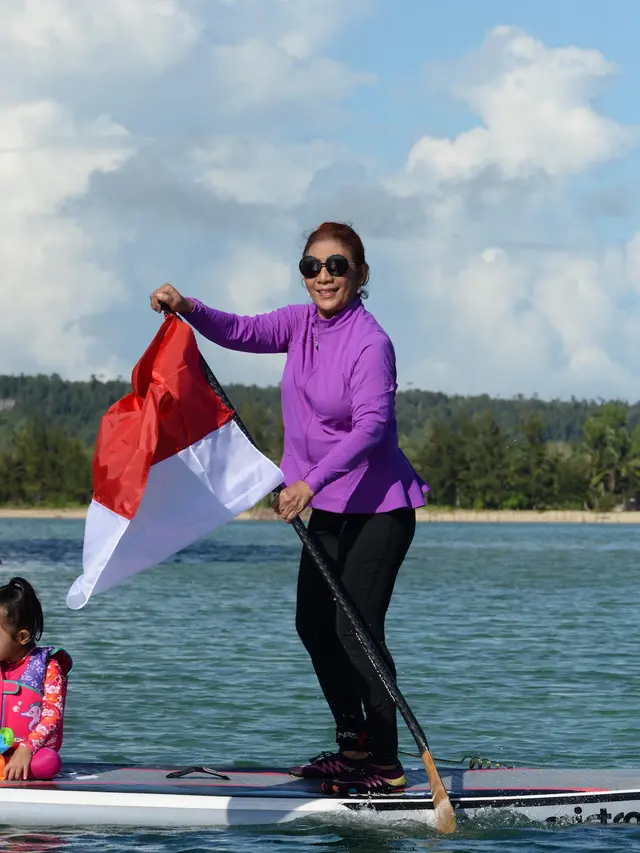 Susi Pudjiastuti
