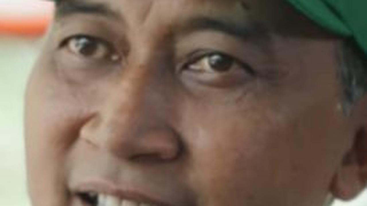 “Kami tidak mau miskin terus,” tutur Junaedi. <br>
