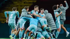 Atletico Madrid sukses meraup poin penuh kala bertandang ke markas Barcelona pada jornada ke-18 La Liga 2024/2025 hari Minggu (22/12/2024) dini hari WIB. (AP Photo/Joan Monfort)