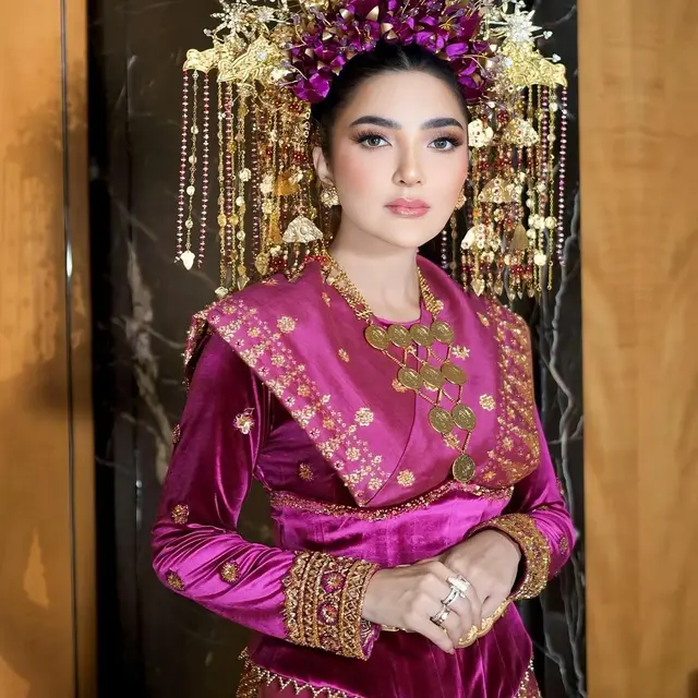 Potret Ashanty Pakai Baju Adat Palembang (Foto: Instagram @ashanty_ash)