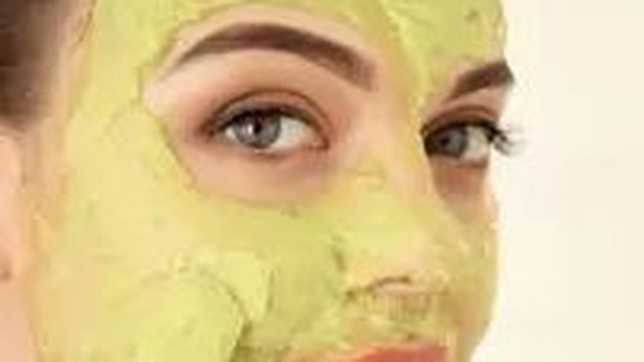 <b>1. Masker Alpukat</b><br>