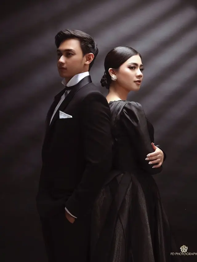 6 Pemotretan Caesar Hito dan Felicya Angelista dengan Tema Salute in Love