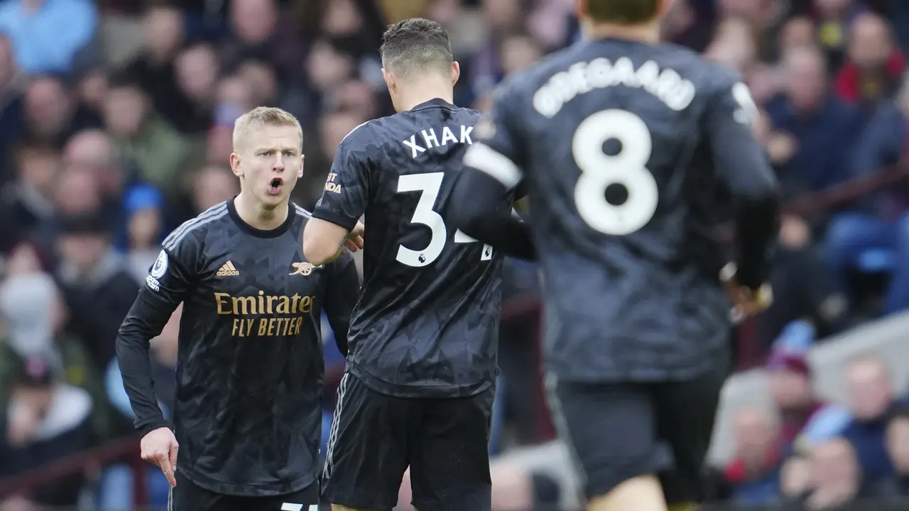 Foto: Comeback Epic Arsenal saat Mengalahkan Aston Villa