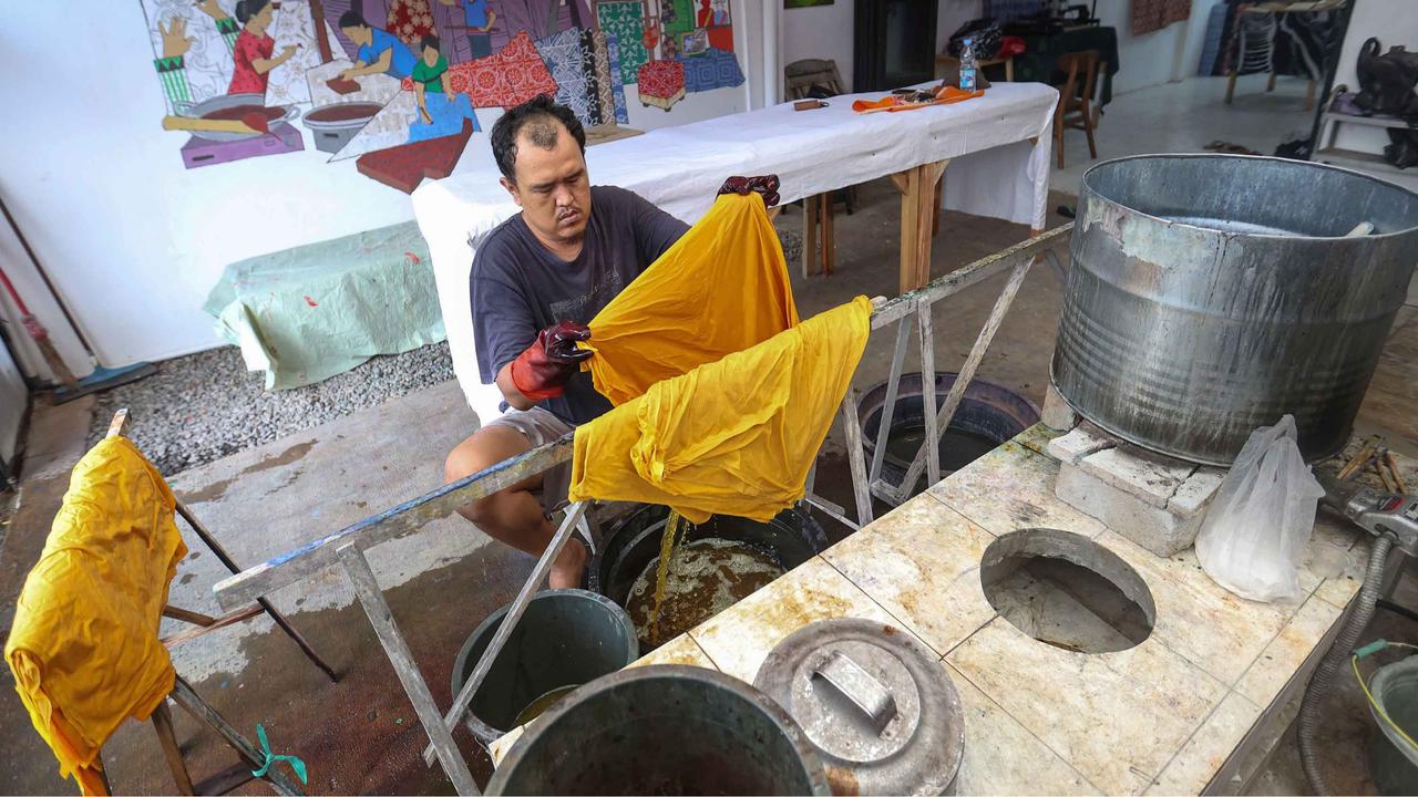 FOTO: Rumah Batik Palbatu, Menjaga Warisan Batik Betawi dari Jantung Jakarta