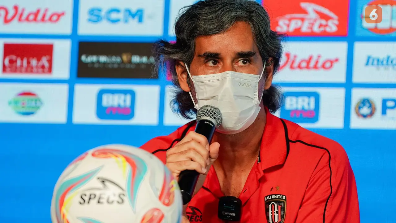 Stefano Cuggura Sebelum Laga Lawan PSM Makassar