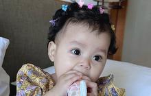 5 Potret Alesha Anak Larissa Chou Tampil Cantik dan Menggemaskan dengan Jepit Rambut, Outfitnya Juga Kece