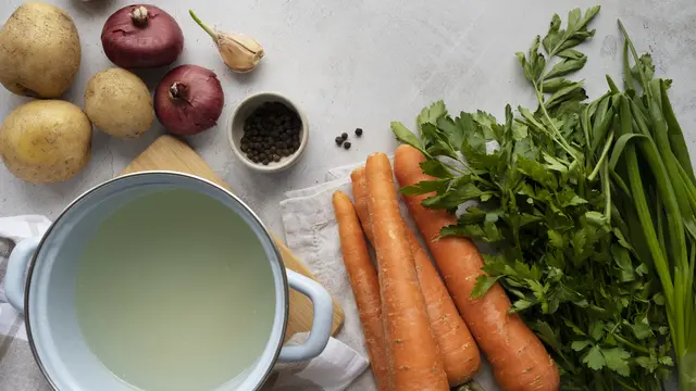 Menu Soup Sayur Sangat Praktis untuk Disajikan
