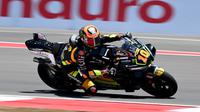 Menilik jalannya balapan, Luca Marini memang sudah kesulitan mempertahankan privilesenya sebagai pemilik pole position sejak awal sprint race MotoGP Mandalika 2023. (SONNY TUMBELAKA/AFP)