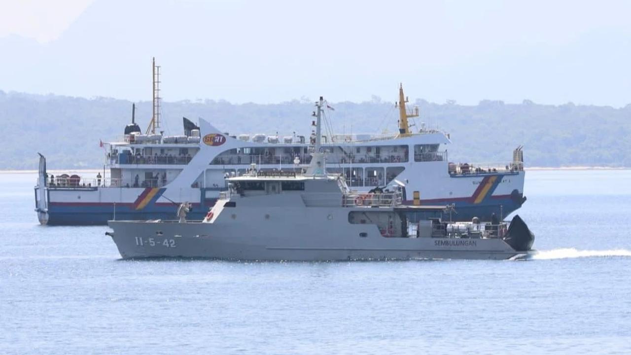 FOTO: Pengamanan Laut Diperketat Saat  Arus Mudik Lebaran di Selat Bali