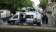 Polisi menutup Konsulat Iran di Paris, Prancis atas ancaman bom pada Jumat 19 April 2024. [Mohamad Salaheldin Abdelg Alsayed/nadolu Agency)