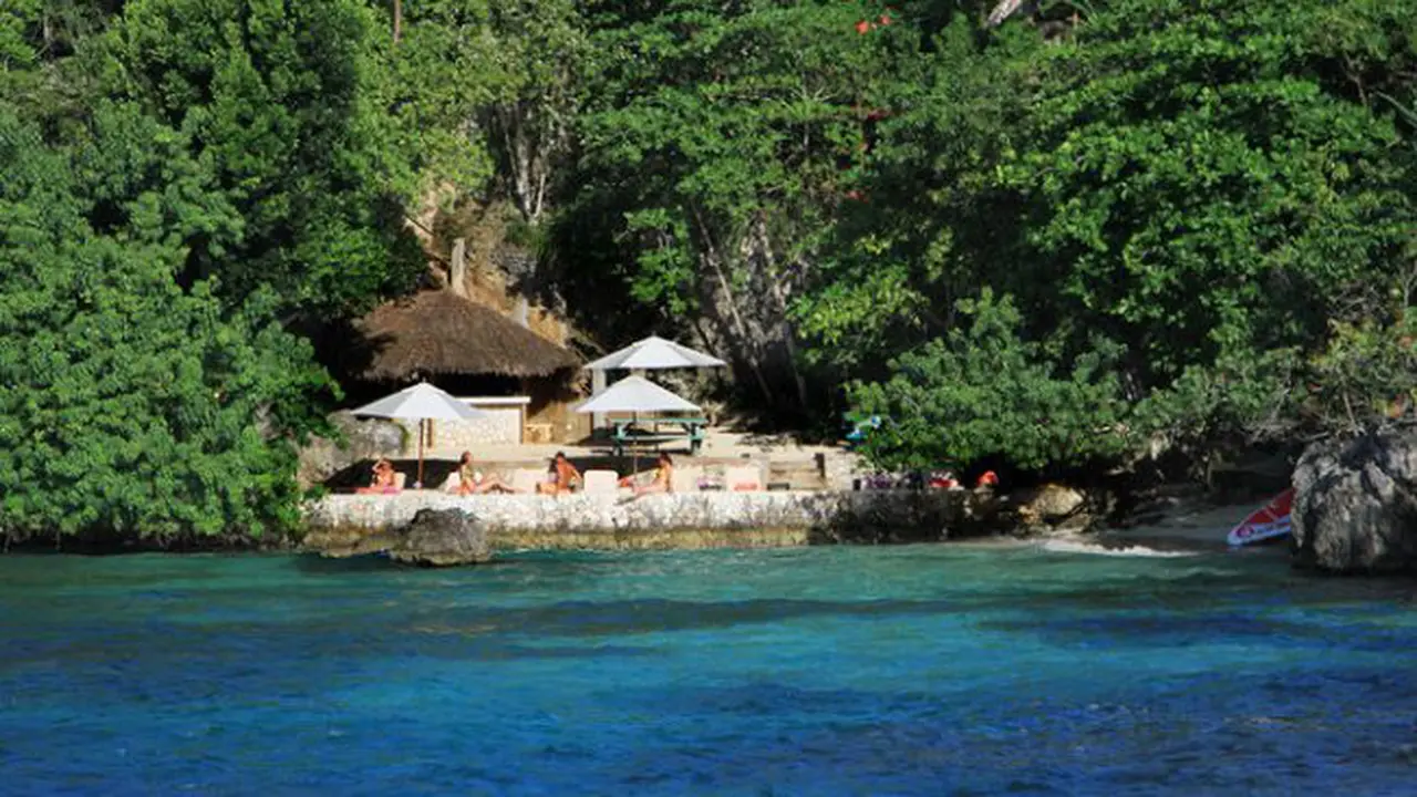 GoldenEye Resorts Jamaica - James Bond