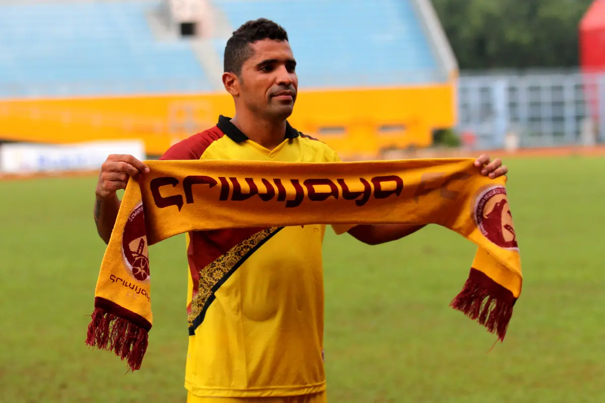 Alberto Goncalves