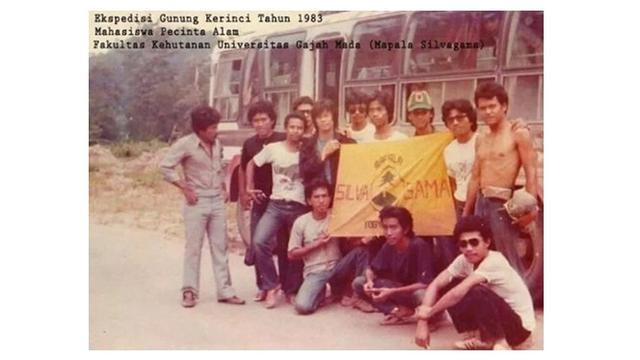 7 Potret Lawas Presiden Jokowi Widodo, Penampilan saat Remaja Curi Perhatian