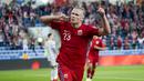 Erling Haaland. Norwegia sementara dibawanya menempati posisi ketiga Grup G di bawah Belanda dan Turki. Norwegia harus menghadapi Belanda di laga terakhir fase grup. Jika lolos, Piala Dunia 2022 merupakan Piala Dunia pertamanya.(AFP/NTB/Stian Lysberg Solum)