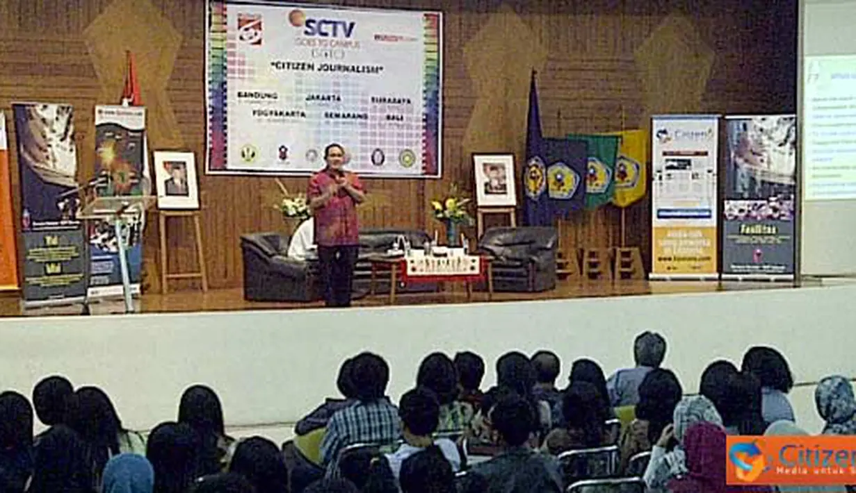 Citizen6, Jakarta: Head of HRD bapak Noel sedang membawakan presentasi di depan mahasiswa ISIIP Jakarta dengan tema "From Campus Life to Professional Life" yg dihadiri sekitar 150 orang. (Pengirim: Edowardo)