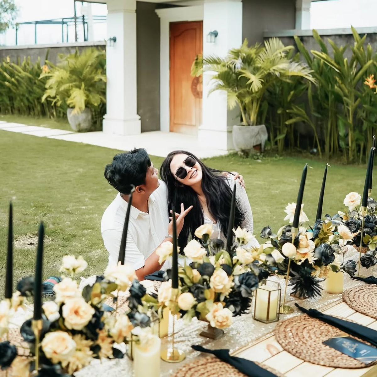 Potret Denny Caknan Rayakan Ulang Tahun Bella Bonita, Beri Doa Penuh Cinta