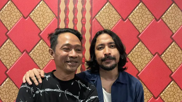 Ello dan Buluk Superglad