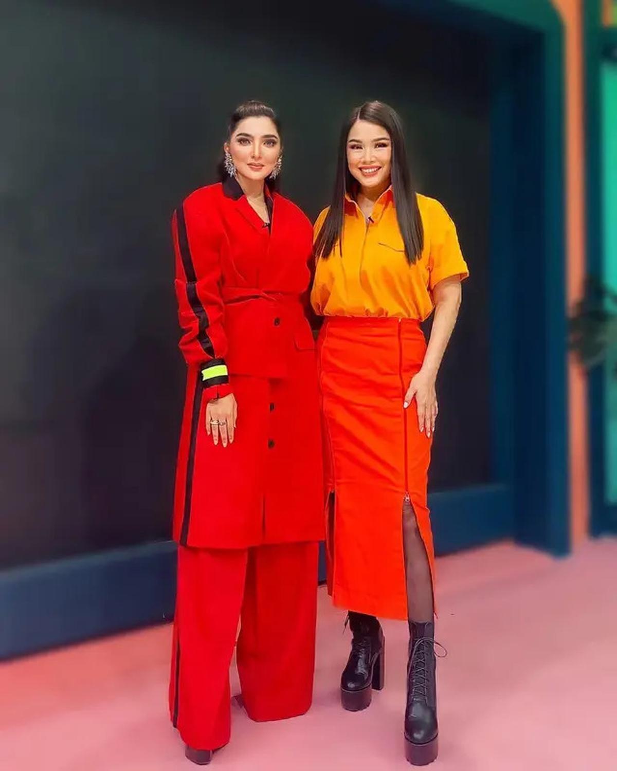 10 Model Rambut Panjang Lurus Ala Titi DJ, Inspirasi Gaya Elegan dan Menawan