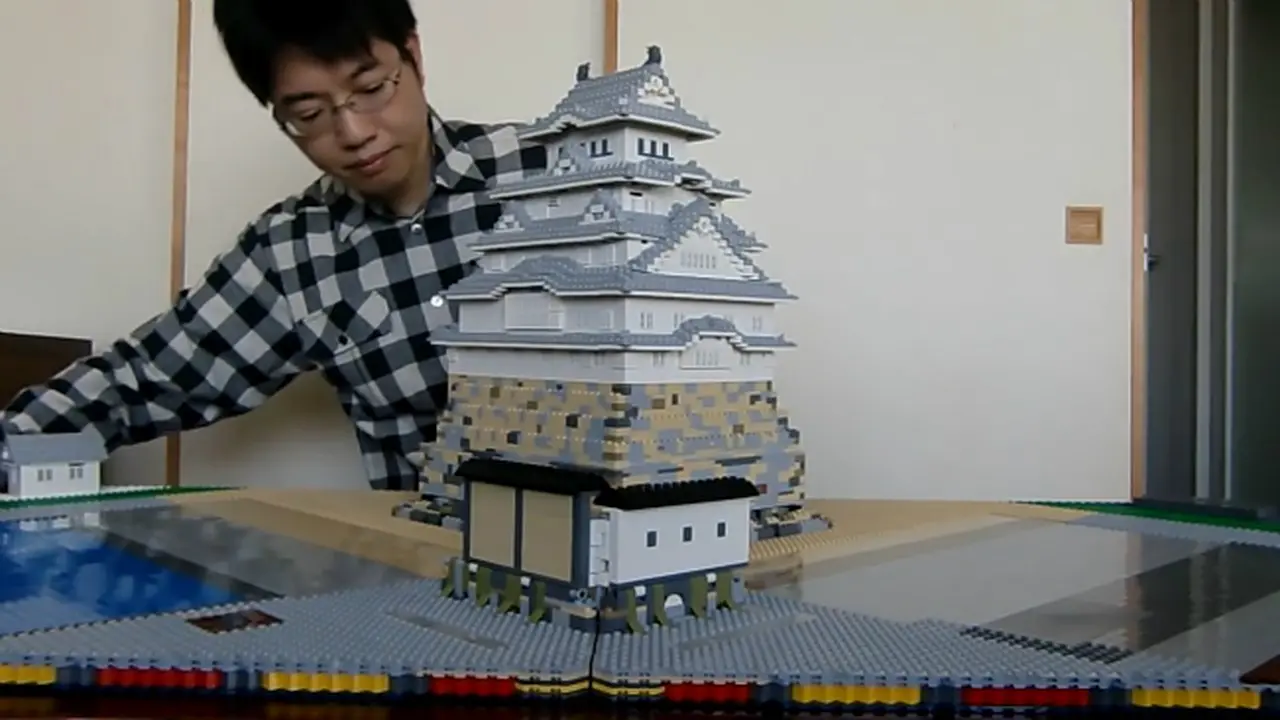 Unik, Buku Pop-up Terbuat dari Lego