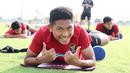 Gelandang Timnas Indonesia U-22, Fajar Fathur Rahman saat sesi latihan di Visakha Training Center, Phnom Penh, Kamboja, Sabtu (6/5/2023) jelang menghadapi Timor Leste pada laga ketiga Grup A SEA Games 2023, Minggu, 7 Mei 2023. (Bola.com/Abdul Aziz)