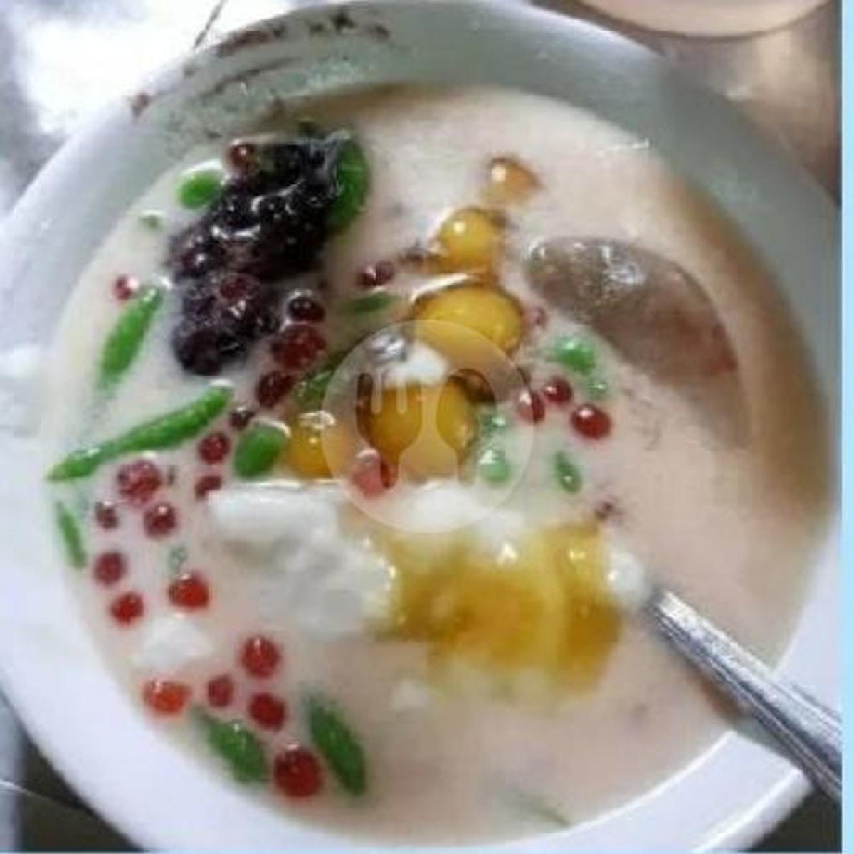 Dawet campur khas Pasar Blauran Surabaya